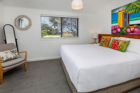 A Touch Of The Bahamas On McKenzie MK3 - Accommodation Bookings 3