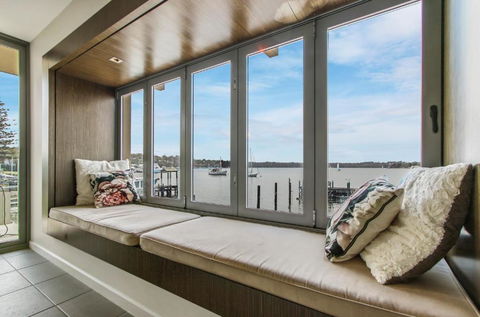 A Window On The Bay - Accommodation Bookings 2