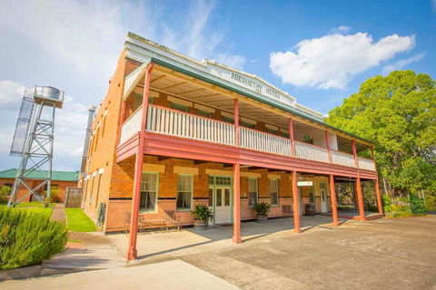 Abernethy House & Cottage - Accommodation Bookings 2