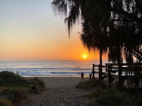 Absolute Beach Front Home -Dogs, Surf, Relax, Bush - Accommodation Bookings 1