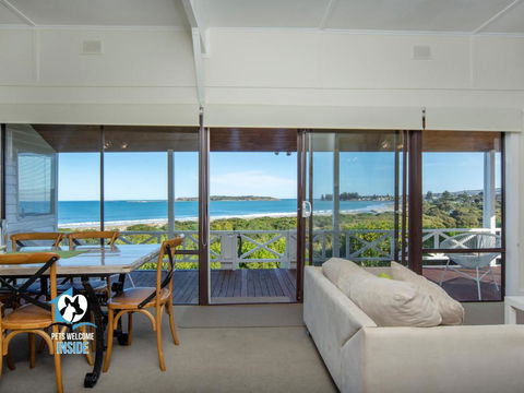 Absolute Beachfront 3BR 2BA Home W/ Beach Track - Accommodation Bookings 1