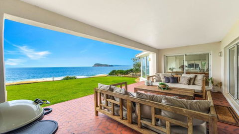 Absolute Beachfront Beauty - Pearl Beach - Accommodation Bookings 0