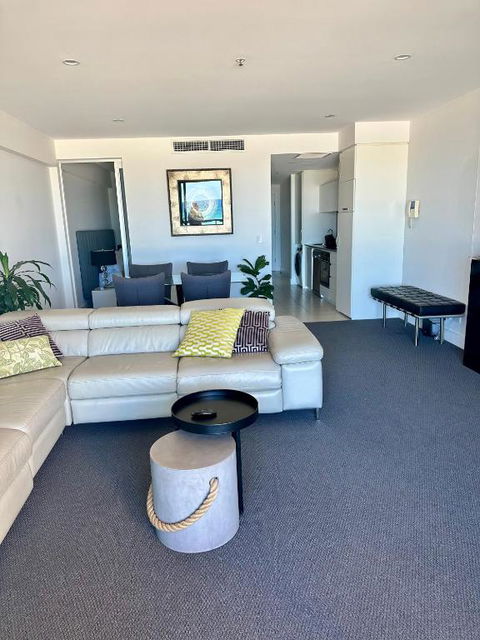Absolute Beachfront At The Pier Glenelg - Accommodation Bookings 3