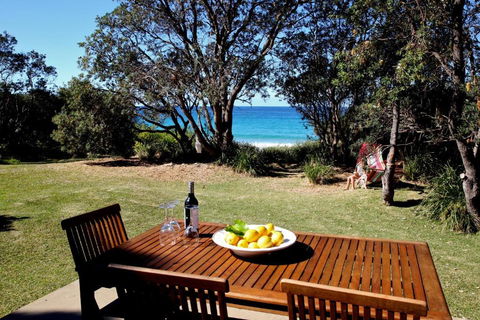 Absolute Beachfront Mollymook - Accommodation Bookings 0