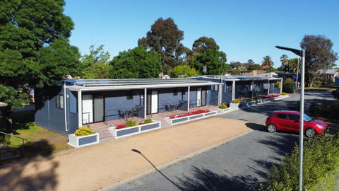 Acacia Caravan Park & Holiday Units - Accommodation Bookings 0