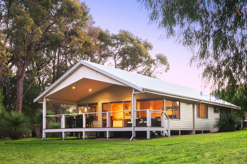 Acacia Chalets Margaret River - Accommodation Bookings 0