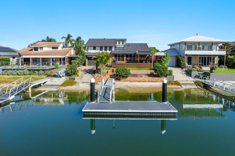 Acacia Shores - Waterfront - Accommodation Bookings 0