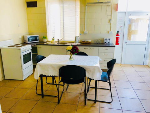 Accommodation @ Isa - Accommodation Bookings 2
