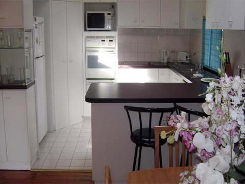 Accommodation Sydney North - Forestville 4 Bedroom 2 Bathroom Pet Friendly House - Accommodation Bookings 0
