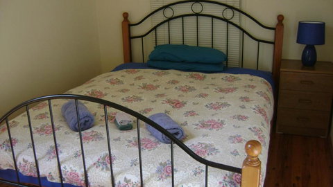Accommodation Sydney North - Forestville 4 Bedroom 2 Bathroom Pet Friendly House - Accommodation Bookings 2