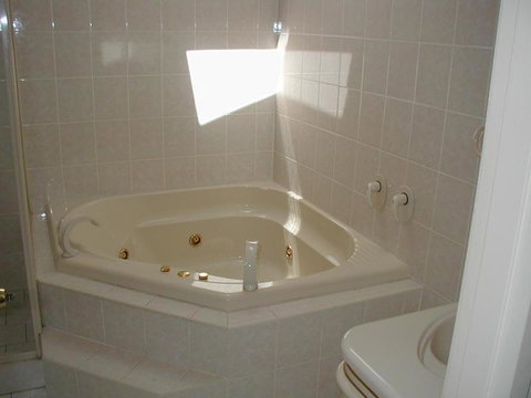 Accommodation Sydney North - Forestville 4 Bedroom 2 Bathroom Pet Friendly House - Accommodation Bookings 3
