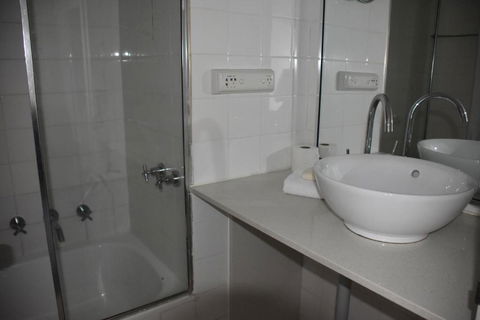Accommodation Sydney City Centre Hyde Park Plaza Pet Friendly Studio With Balcony Apartment - Accommodation Bookings 3