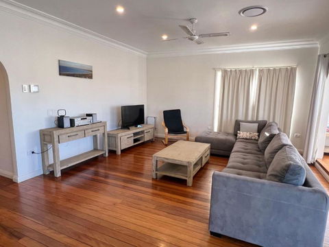 Adacos 19 On Sturt - Bring Your Own Linen - Accommodation Bookings 2