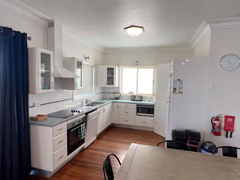 Adacos 19 On Sturt - Bring Your Own Linen - Accommodation Bookings 4
