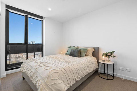 Adelaide City Oasis: Parking, Pool, Gym, Cinema, Inc. - Accommodation Bookings 0