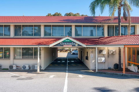 Adelaide Granada Motor Inn - Accommodation Bookings 1