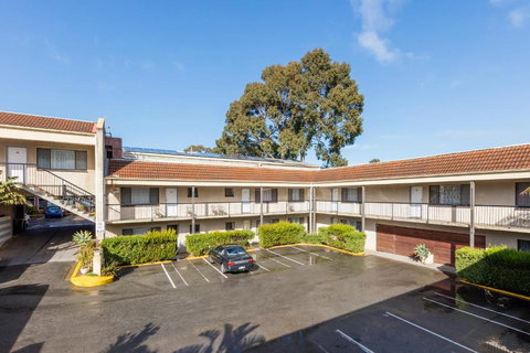 Adelaide Granada Motor Inn - Accommodation Bookings 3