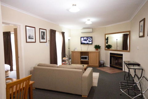 Admiralty Inn - Accommodation Bookings 1