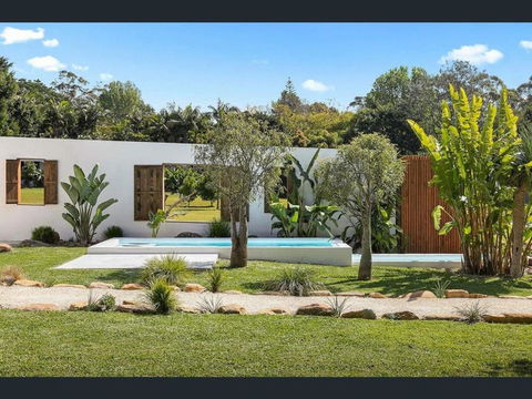 Adora Villa - Accommodation Bookings 1