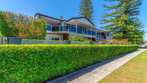 Adrift Apartments - Accommodation Bookings 0