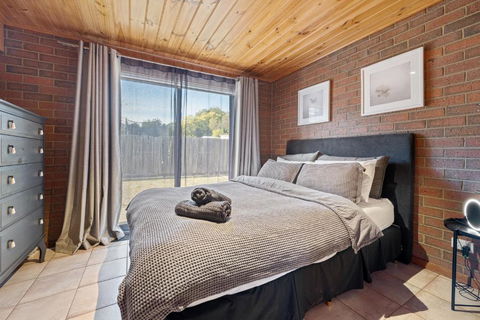Affordable GEM In The Heart Of Inverloch - Accommodation Bookings 4