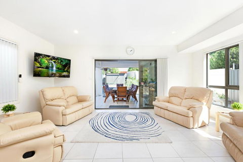 Agathas At Seacombe Gardens - Accommodation Bookings 4