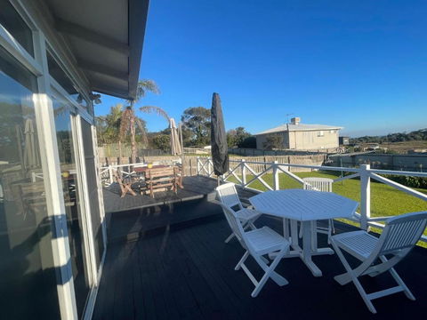 Ahoy Family Beach Escape - Accommodation Bookings 0