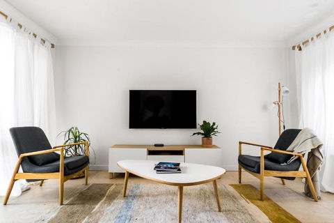 A Perfect Stay - Baby Blue - Accommodation Bookings 2