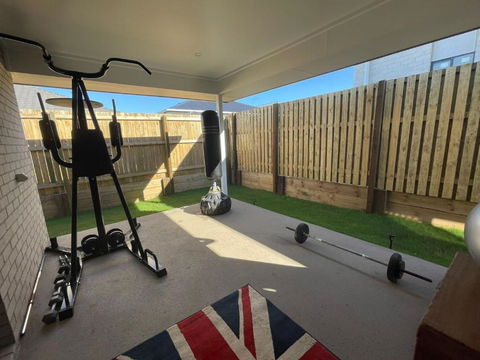 Absolute Familial Paradise- Greenbank - Accommodation Bookings 3
