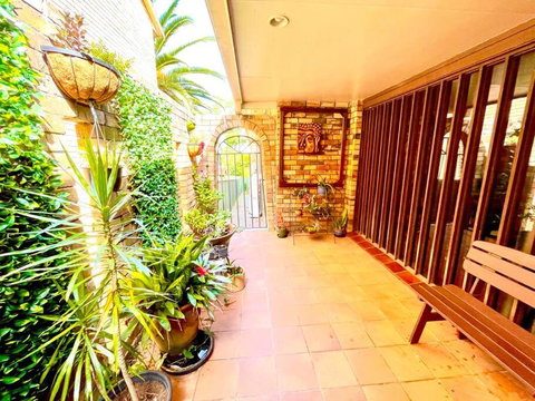 A Holiday Home For Every Season - Accommodation Bookings 3