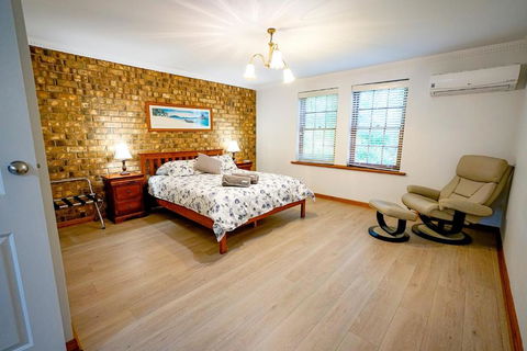 Adelaide Style Accommodation-Getaway In North Adelaide- Close To City - Accommodation Bookings 3