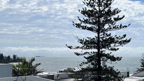 A Minutes Walk To The Beach! - Accommodation Bookings 3