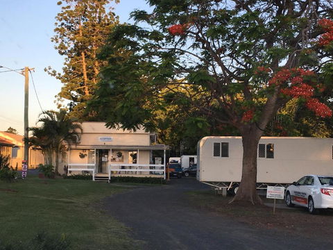 AAOK Riverdale Caravan Park - Accommodation Bookings 1