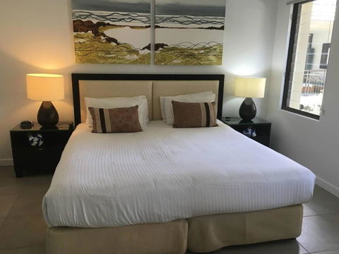 Amazing Rooftop Resort Experience With Hot Tub - Accommodation Bookings 2