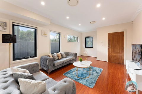 Aircabin - Carlingford - Sydney - 4 Beds House - Accommodation Bookings 2