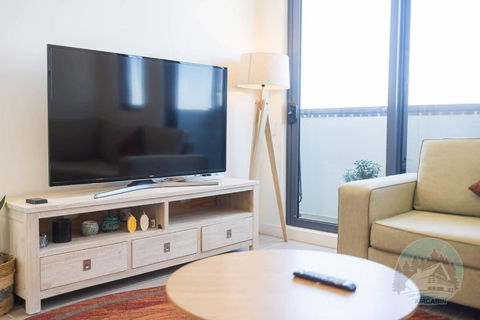 Aircabin - Gladesville - Modern Stylish 1 Bed Apt - Accommodation Bookings 1