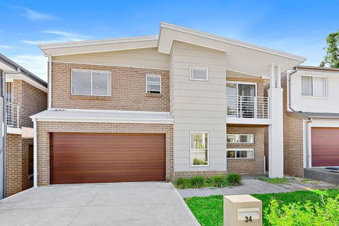 AirCabin - Norwest - Luxury Lovely - 4 Beds House - Accommodation Bookings 1