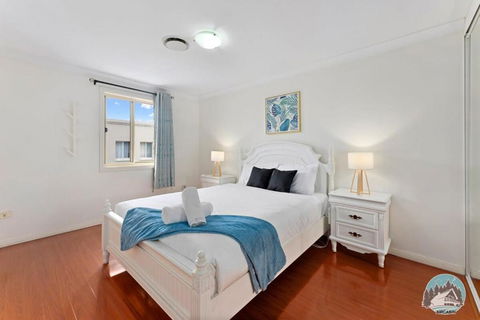 Aircabin - Seven Hills - Lovely - 3 Beds Townhouse - Accommodation Bookings 1