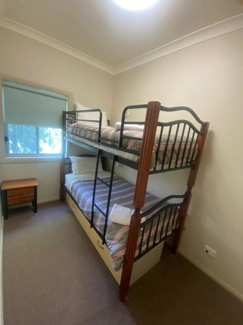 Airfield Tourist Park Temora - Accommodation Bookings 3