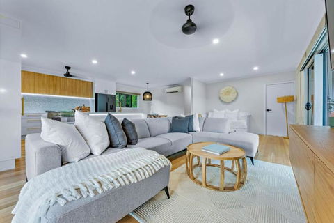 Airlie Abode - Accommodation Bookings 1