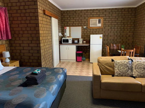 Airport Whyalla Motel - Accommodation Bookings 4