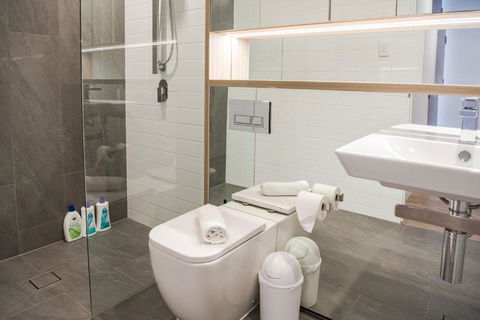 AirTrip Apartments On Tribune Street - Accommodation Bookings 3