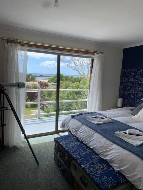 Al Mare - Mediterranean 4BR Retreat By The Sea - Accommodation Bookings 0