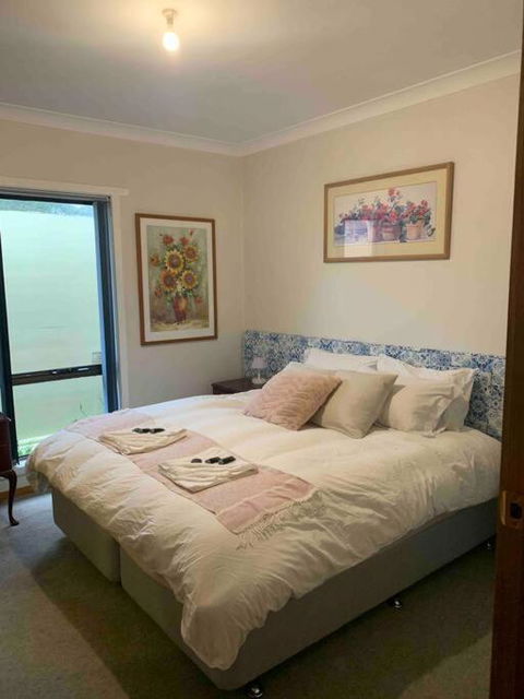 Al Mare - Mediterranean 4BR Retreat By The Sea - Accommodation Bookings 2