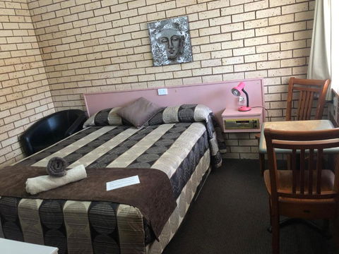 Alamo Motor Inn - Accommodation Bookings 1