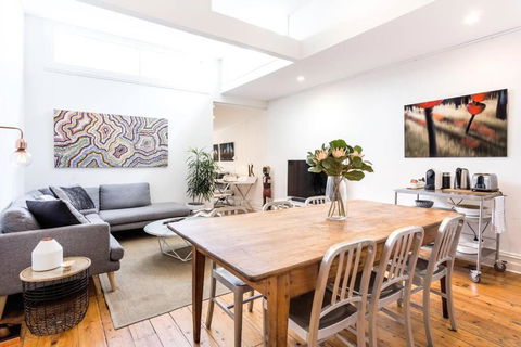 Albert Park Victorian House With Style And Art Gallery - Accommodation Bookings 3