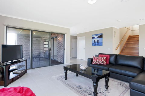 Albion - Accommodation Bookings 4