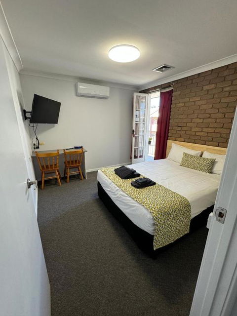 Albury Classic Motor Inn - Accommodation Bookings 1