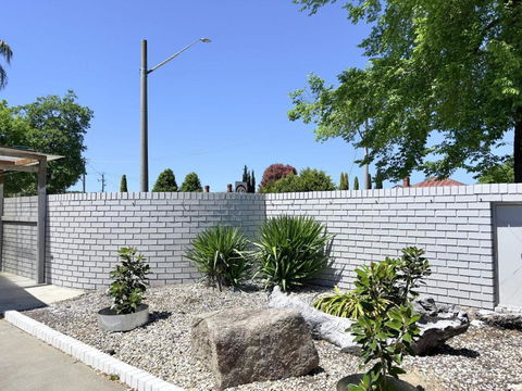 Albury Garden Court Motel - Accommodation Bookings 1