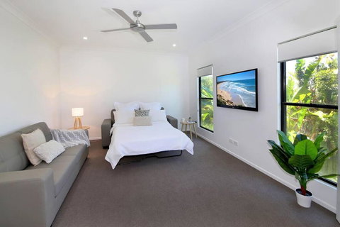Alex Heads Beach Haven - Accommodation Bookings 3